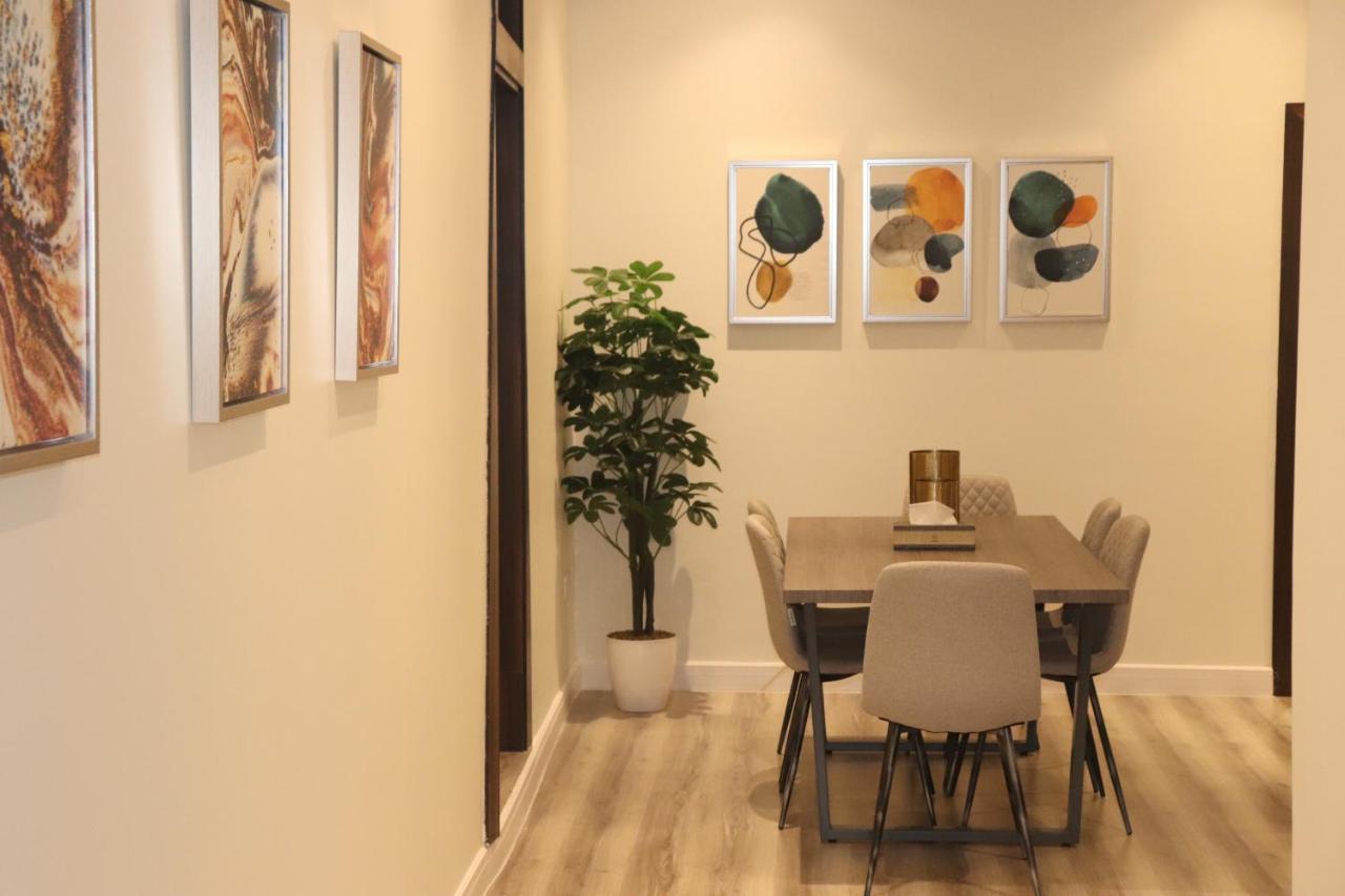 Thwary Hotel Suites リヤード エクステリア 写真