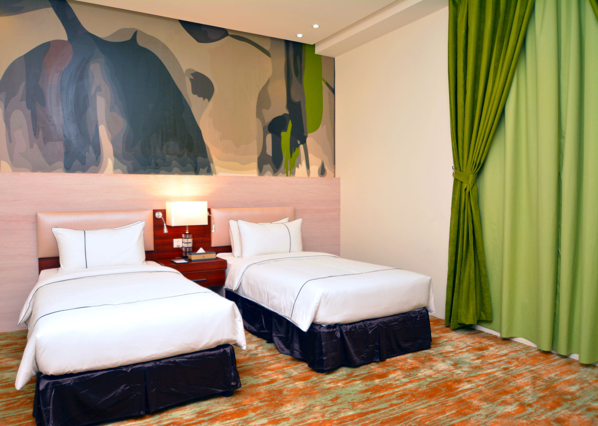 Thwary Hotel Suites リヤード エクステリア 写真